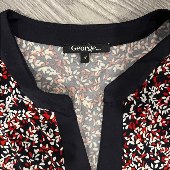 Womans Dress George - Picture 2 of 2